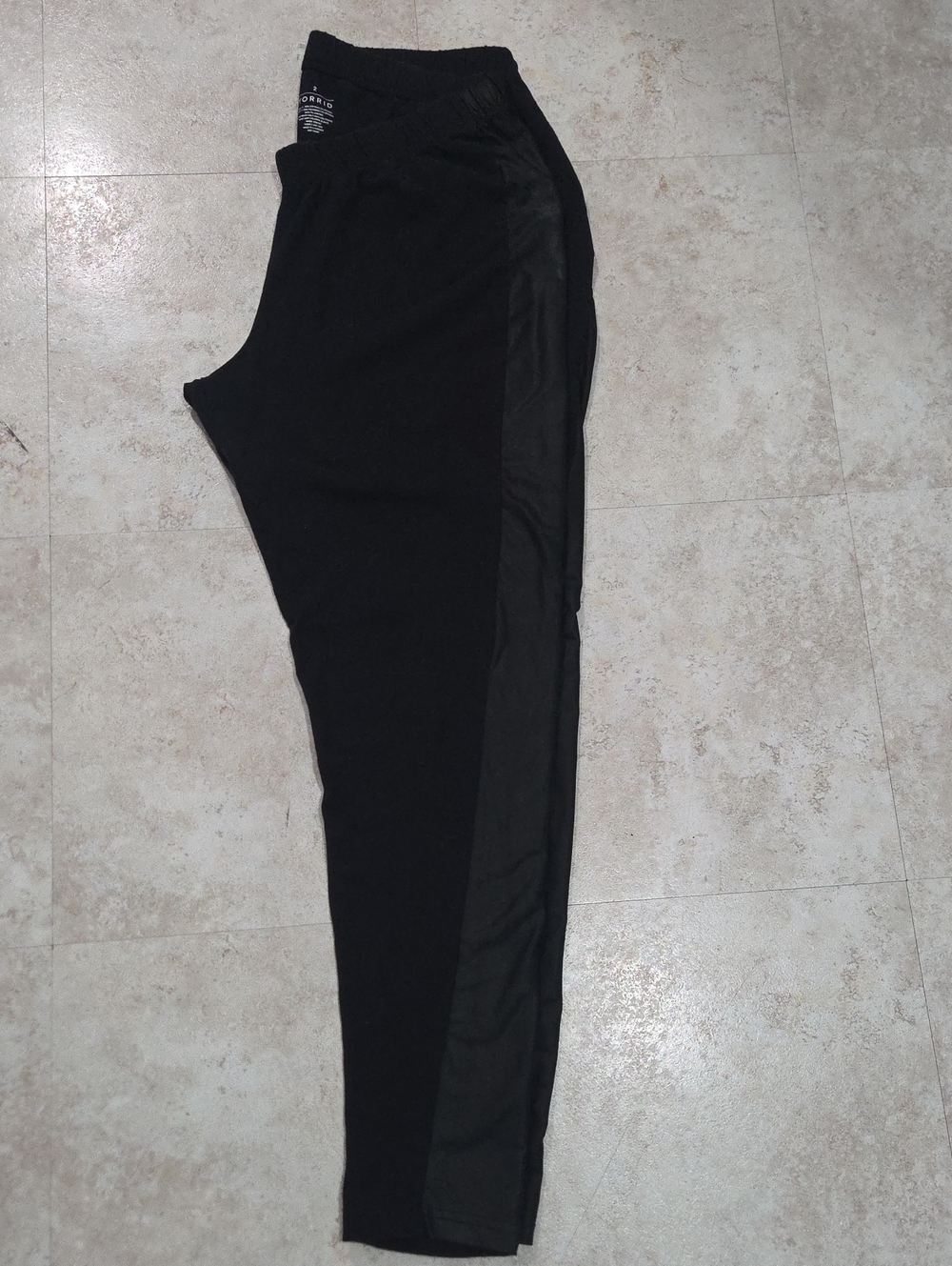 Torrid Leggings, Sz 2, Faux Leather Strip
